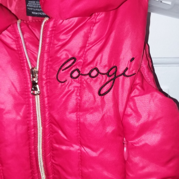 Coogi Children's Girl's Red Puffer Vest Sz 4 Zip up EUC - Picture 3 of 10
